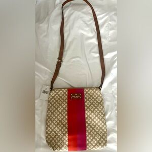 Kate Spade - Signature Victoria Crossbody